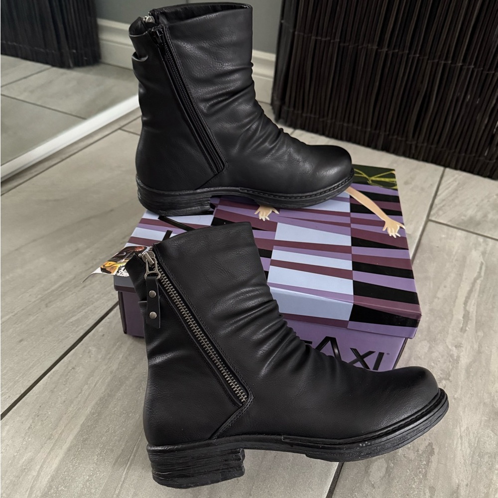 BNIB Black Ankle Boots